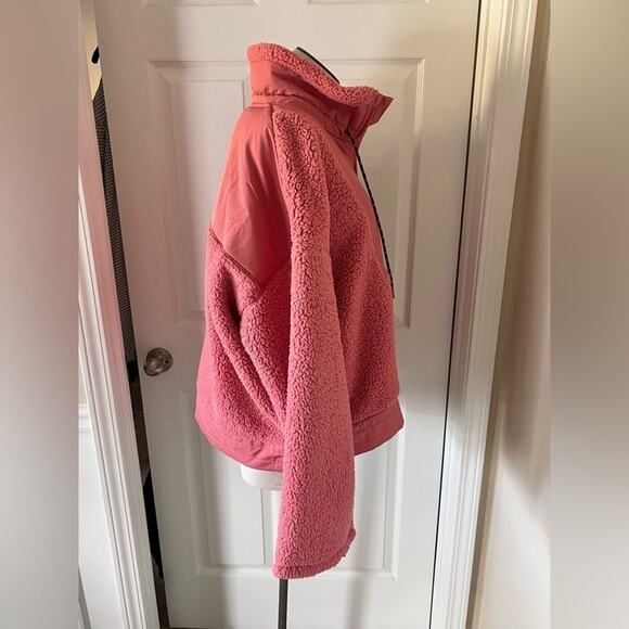NWT Under Armour Cozy Sporty Legacy Sherpa Full Zip Deco Rose Jacket Size XL - Picture 7 of 9